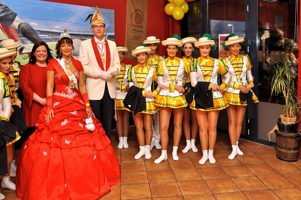P_Party2011   055.jpg